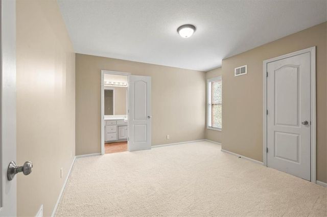 14961 S Glen Eyrie Street, Olathe, KS 66061