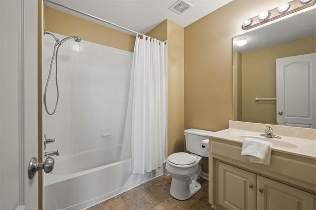 14961 S Glen Eyrie Street, Olathe, KS 66061