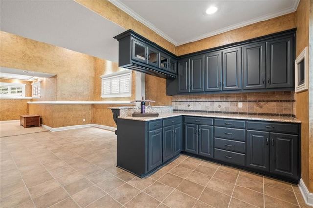 14961 S Glen Eyrie Street, Olathe, KS 66061