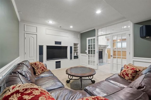 14961 S Glen Eyrie Street, Olathe, KS 66061