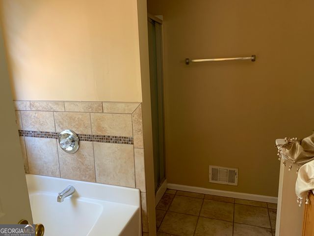 2195 Clayton Ridge, Lithonia, GA 30058