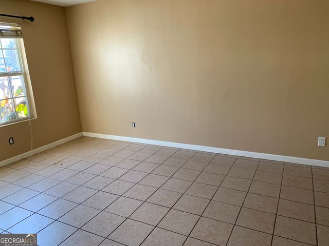 2195 Clayton Ridge, Lithonia, GA 30058