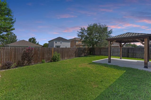 5036 Lexington Meadow LN, Del Valle, TX 78617