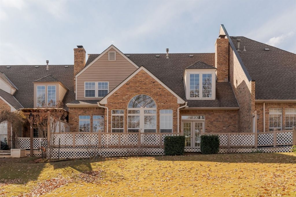 607 Aberdeen Road, Edmond, OK 73025