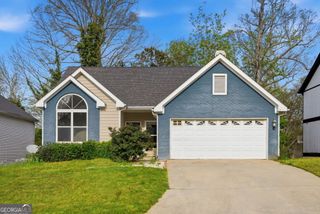 694 Shore View, Lithonia, GA 30058
