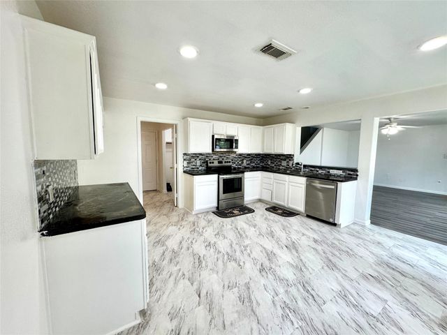 8435 Resada Park Lane, Richmond, TX 77407