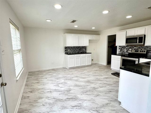 8435 Resada Park Lane, Richmond, TX 77407