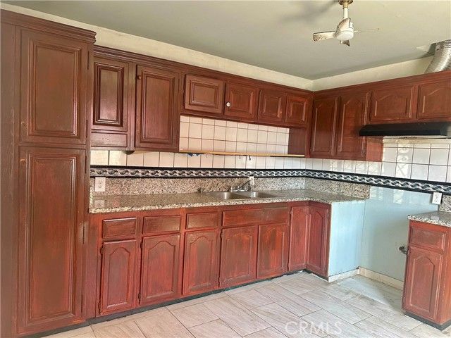 13608 Yukon Avenue, Hawthorne, CA 90250