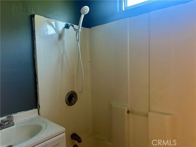 13608 Yukon Avenue, Hawthorne, CA 90250