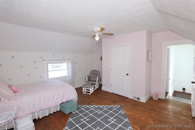 1748 E Oak Street, New Albany, IN 47150