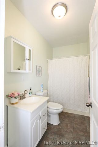 1748 E Oak Street, New Albany, IN 47150