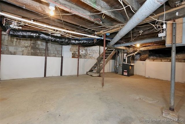 1748 E Oak Street, New Albany, IN 47150