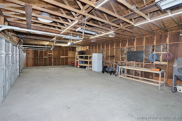 1748 E Oak Street, New Albany, IN 47150