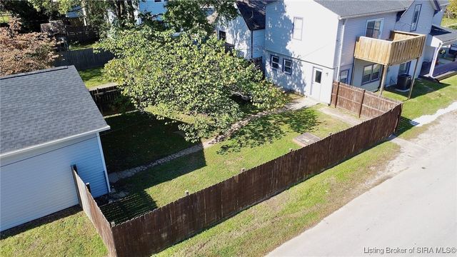 1748 E Oak Street, New Albany, IN 47150