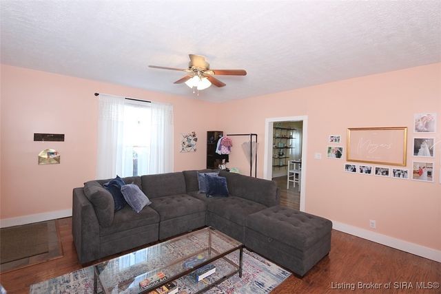 1748 E Oak Street, New Albany, IN 47150