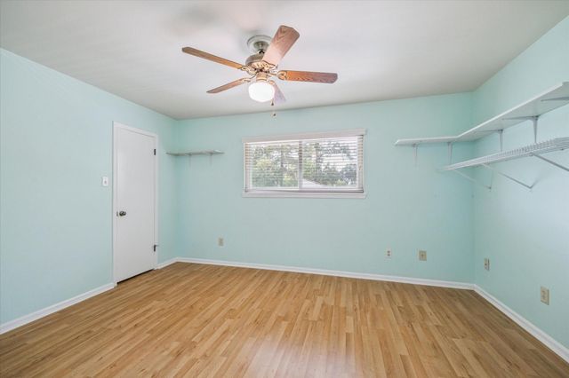 1711 Chestnut Ridge Road, Kingwood, TX 77339