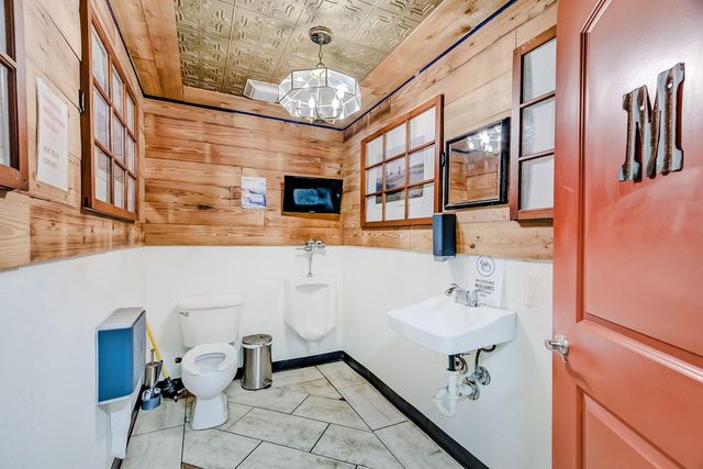 1035 Tx-87, Crystal Beach, TX 77650