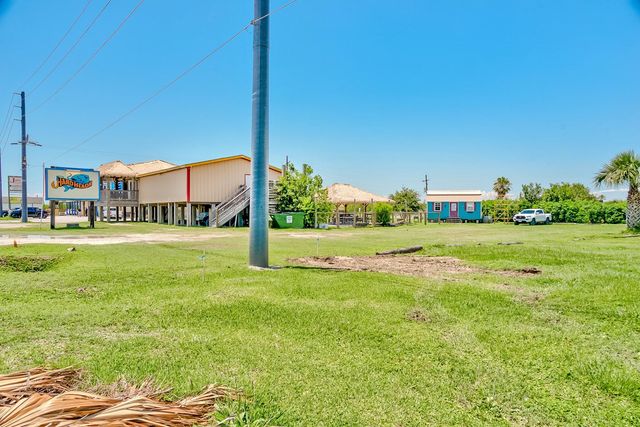 1035 Tx-87, Crystal Beach, TX 77650