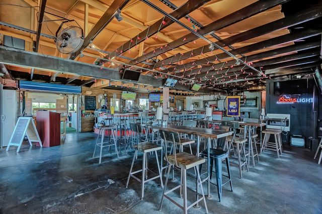 1035 Tx-87, Crystal Beach, TX 77650