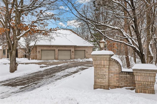 12137 Grandview Terrace, Apple Valley, MN 55124