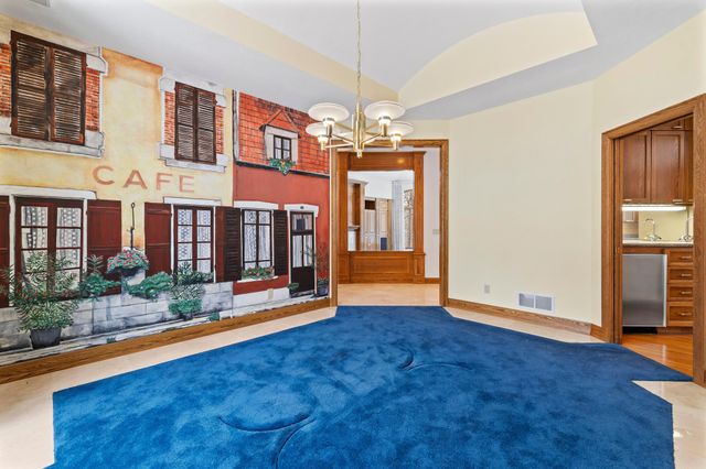 12137 Grandview Terrace, Apple Valley, MN 55124