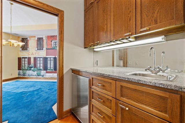 12137 Grandview Terrace, Apple Valley, MN 55124