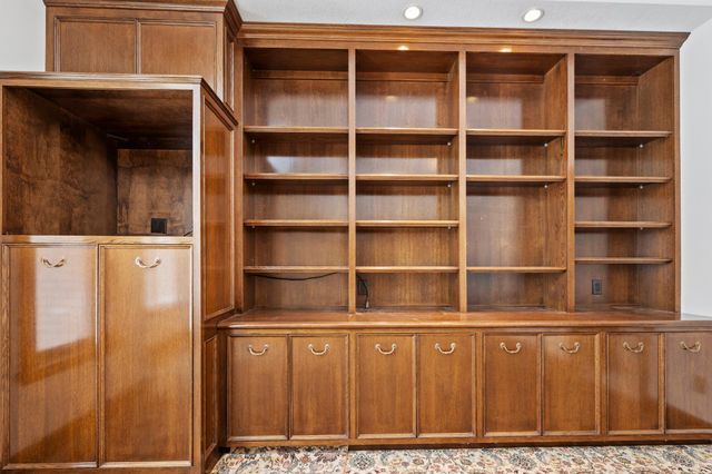 12137 Grandview Terrace, Apple Valley, MN 55124