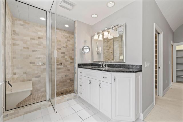 12137 Grandview Terrace, Apple Valley, MN 55124