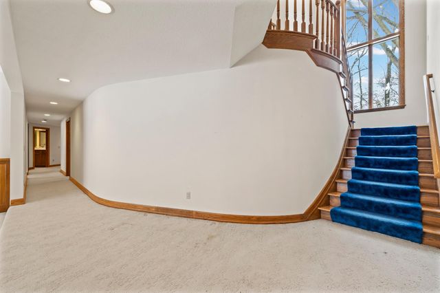 12137 Grandview Terrace, Apple Valley, MN 55124