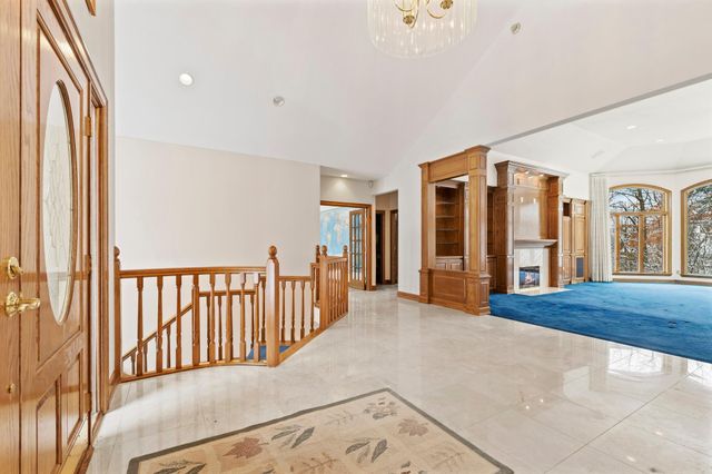 12137 Grandview Terrace, Apple Valley, MN 55124