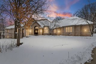 12137 Grandview Terrace, Apple Valley, MN 55124