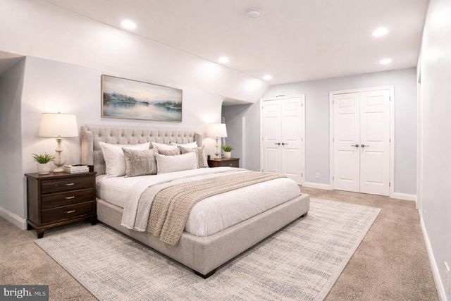 7722 OLD YORK RD, Elkins Park, PA 19027