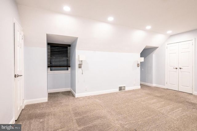 7722 OLD YORK RD, Elkins Park, PA 19027