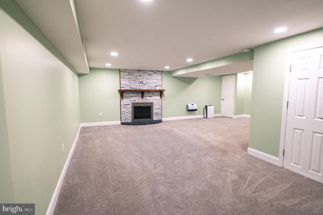 7722 OLD YORK RD, Elkins Park, PA 19027