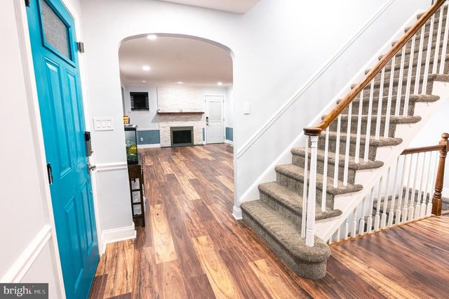 7722 OLD YORK RD, Elkins Park, PA 19027