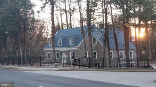 7722 OLD YORK RD, Elkins Park, PA 19027