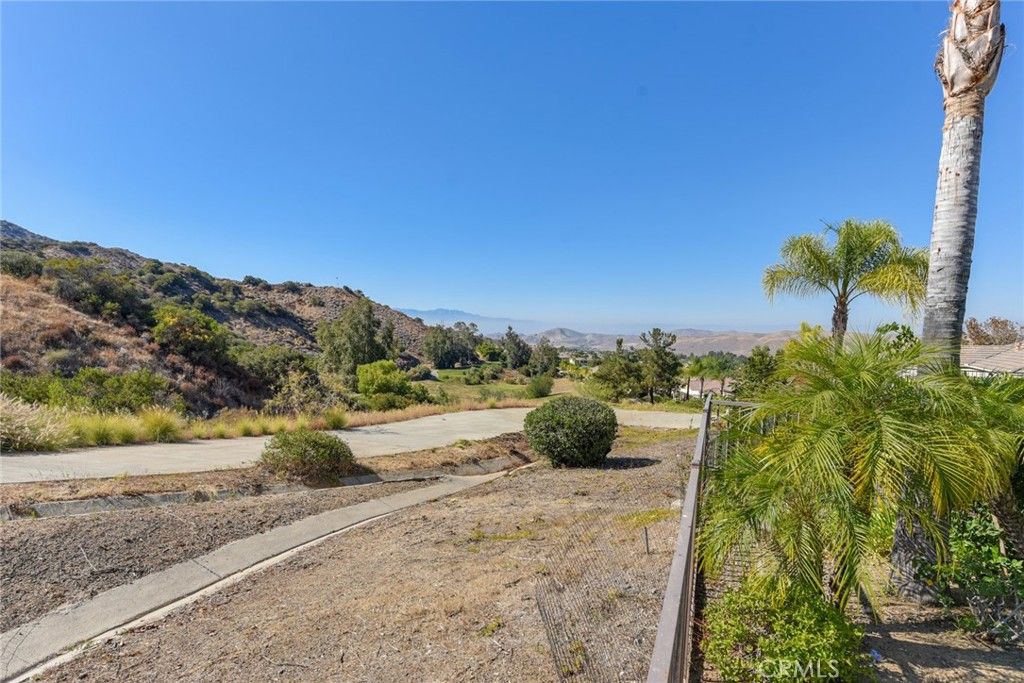 Image 31 of property listing at 24145 Fawnskin, Corona, CA 92883