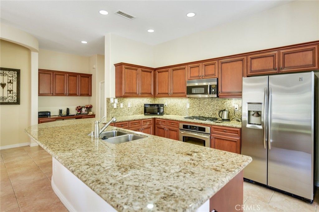 Image 5 of property listing at 24145 Fawnskin, Corona, CA 92883