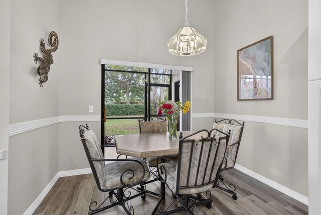 1972 White Coral Way, Wellington, FL 33414