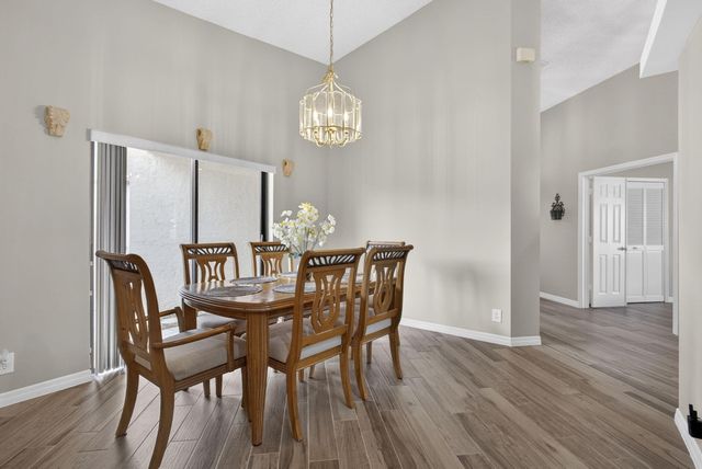 1972 White Coral Way, Wellington, FL 33414