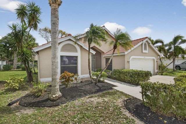 1972 White Coral Way, Wellington, FL 33414
