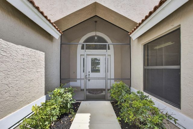 1972 White Coral Way, Wellington, FL 33414