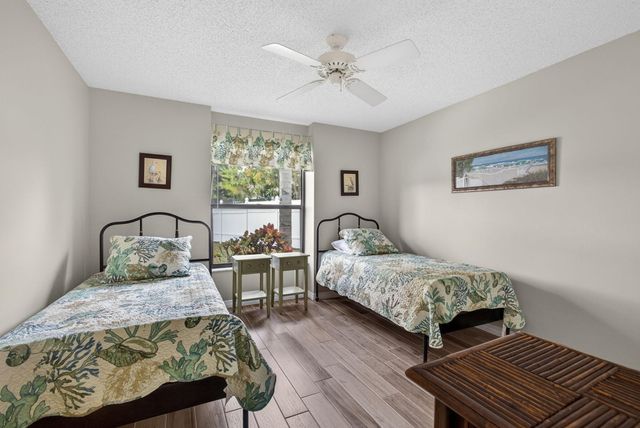 1972 White Coral Way, Wellington, FL 33414