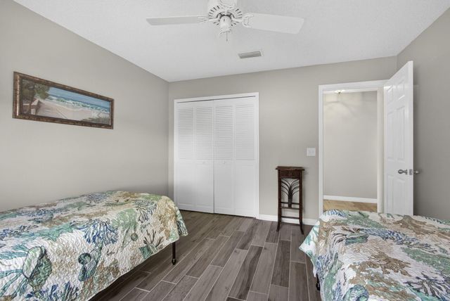 1972 White Coral Way, Wellington, FL 33414