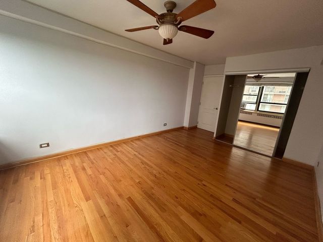 4180 N Marine Drive 405, Chicago, IL 60613