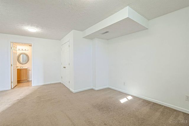 3485 Queen Victoria Court, Beavercreek, OH 45431