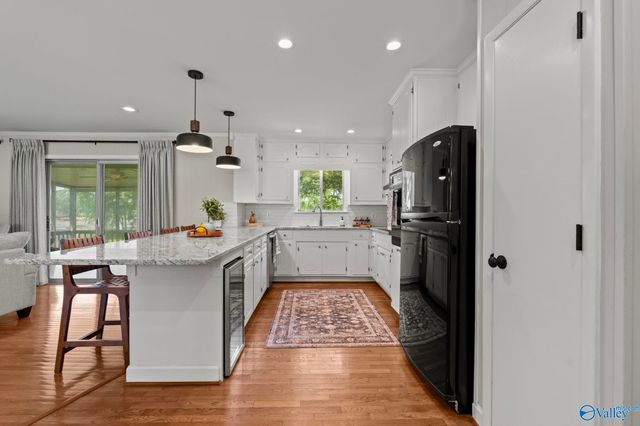 6304 Spring Creek Drive, Guntersville, AL 35976