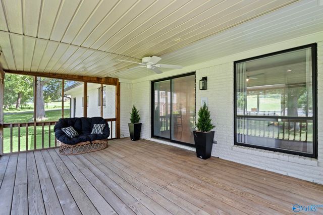 6304 Spring Creek Drive, Guntersville, AL 35976