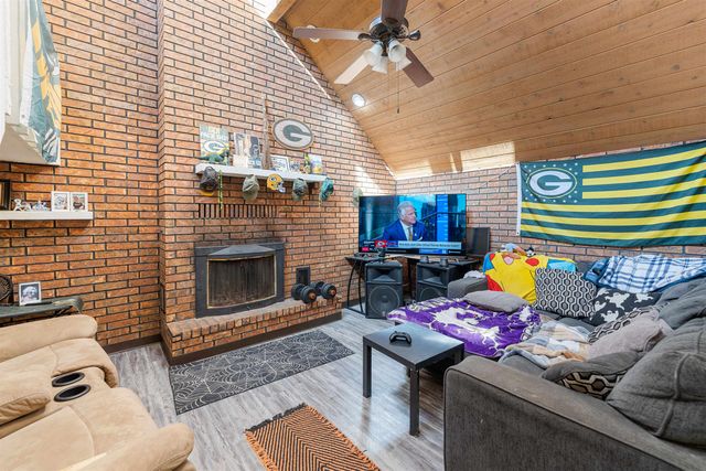 216 Northridge Ct., Lindsborg, KS 67456