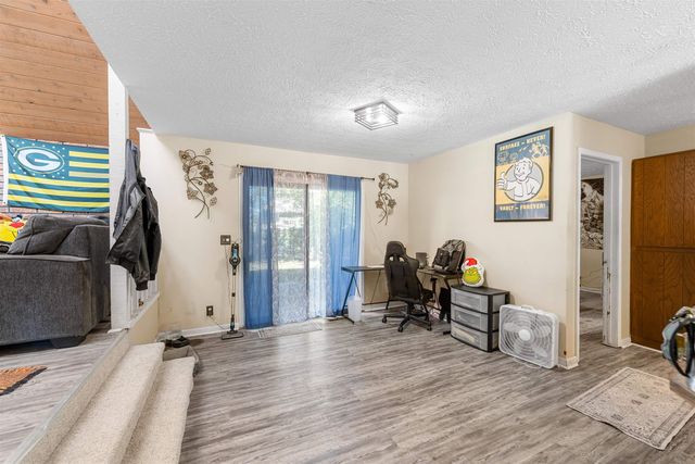 216 Northridge Ct., Lindsborg, KS 67456